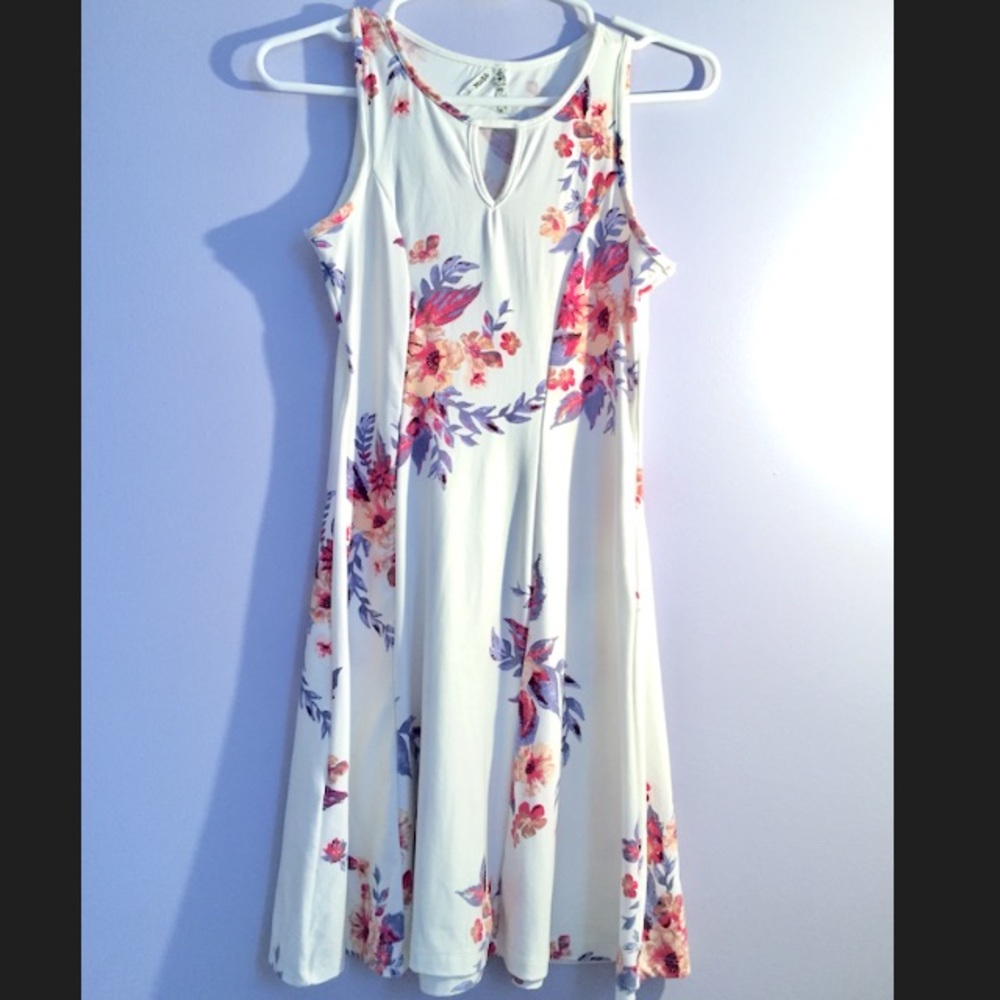 White/ Cream Floral Dress from Mudd